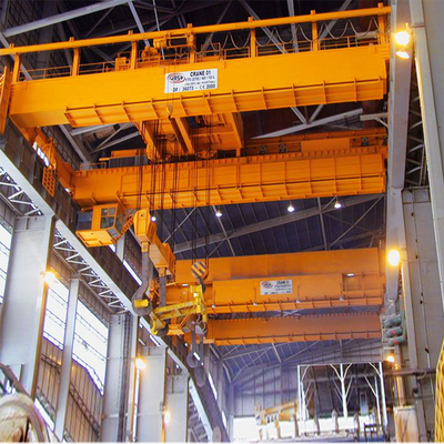 Gru resistenti della fonderia della trave del doppio di controllo della cabina per industria d'acciaio di metallurgia dei metalli